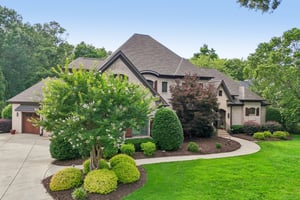 Whirlaway Ln-S2905-092.jpg