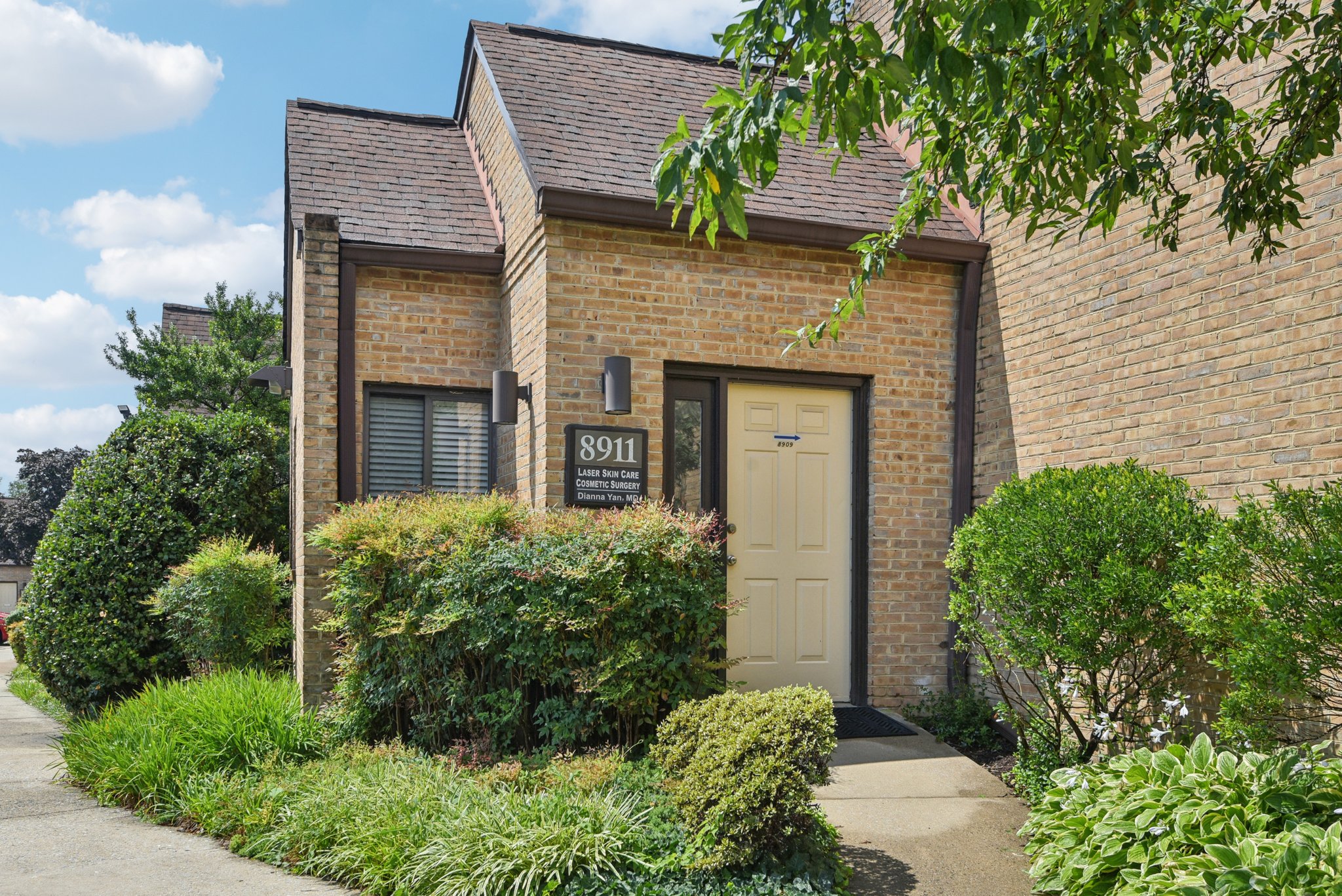 Shady Grove Ct-S1407-005.jpg