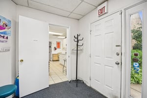 Shady Grove Ct-S1407-009.jpg