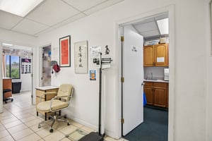 Shady Grove Ct-S1407-012.jpg