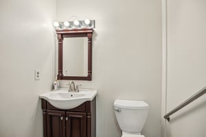 Shady Grove Ct-S1407-015.jpg