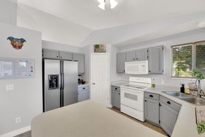  Photo 23