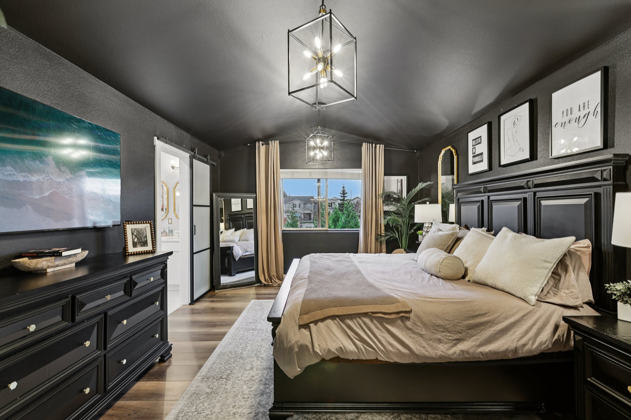 56th Pl NE-L1710-027.jpg