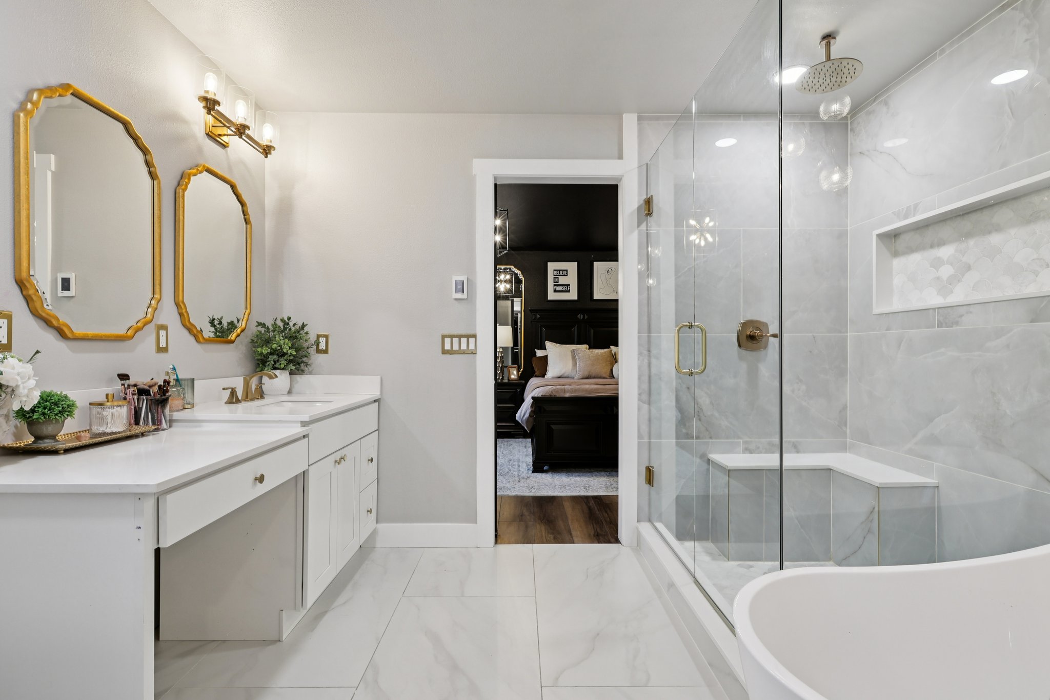 56th Pl NE-L1710-034.jpg