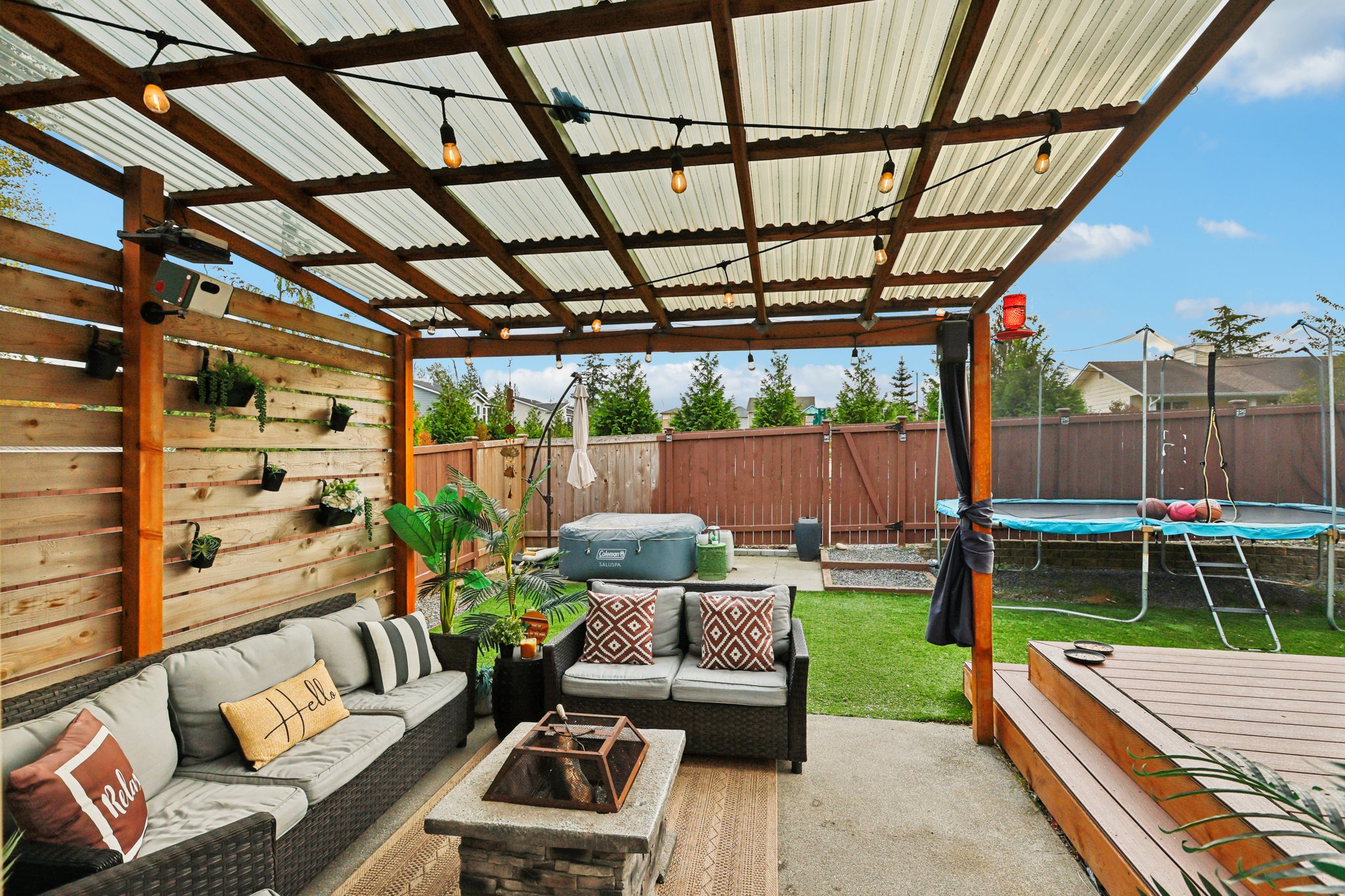 56th Pl NE-L1710-047.jpg