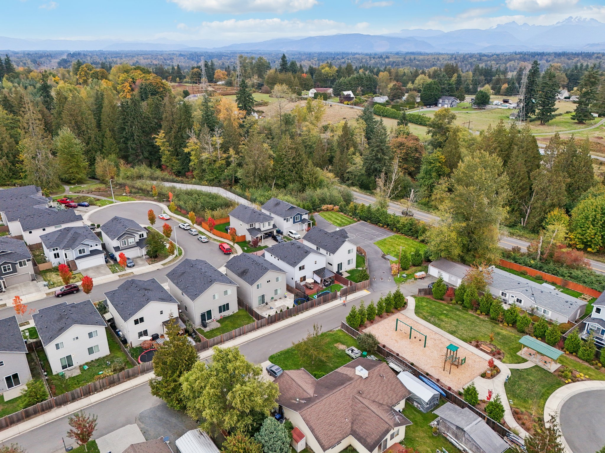 56th Pl NE-L1710-061.jpg