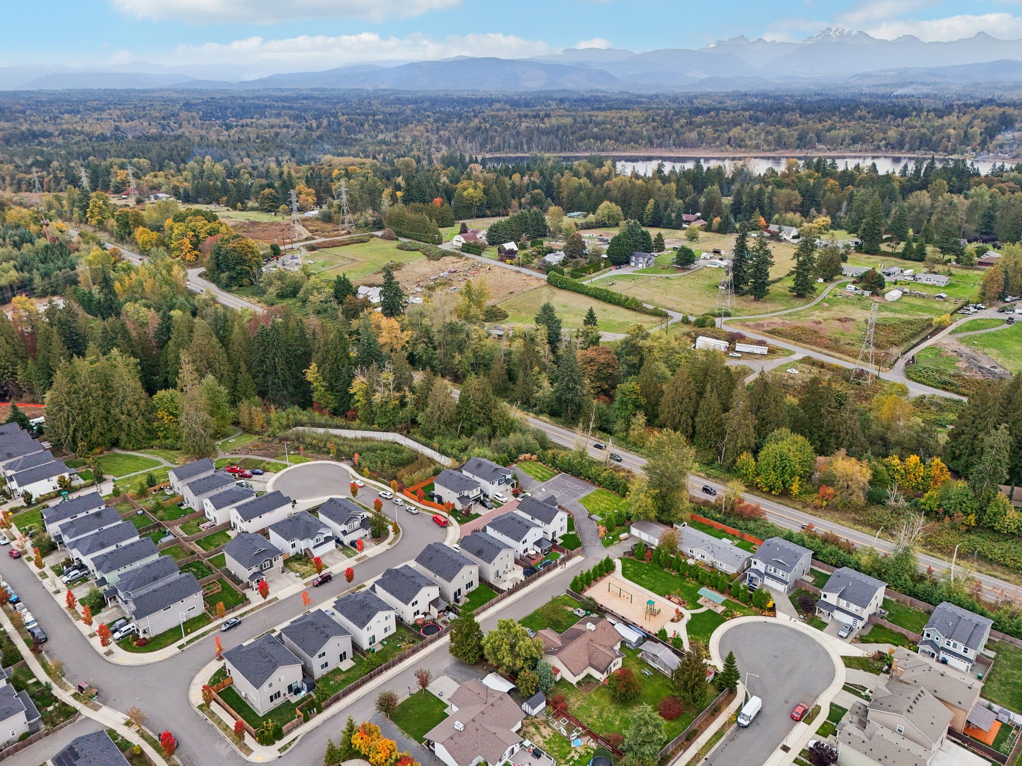 56th Pl NE-L1710-063.jpg