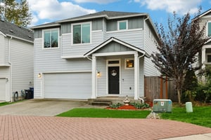 56th Pl NE-L1710-003.jpg