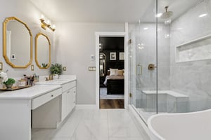 56th Pl NE-L1710-034.jpg