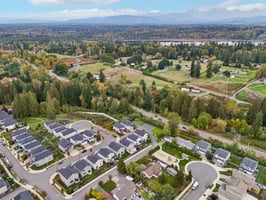 56th Pl NE-L1710-063.jpg