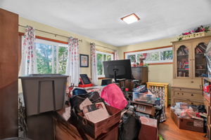  Photo 44
