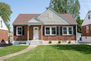 8911 Oneida Ln, Overland, MO 63114, USA Photo 0