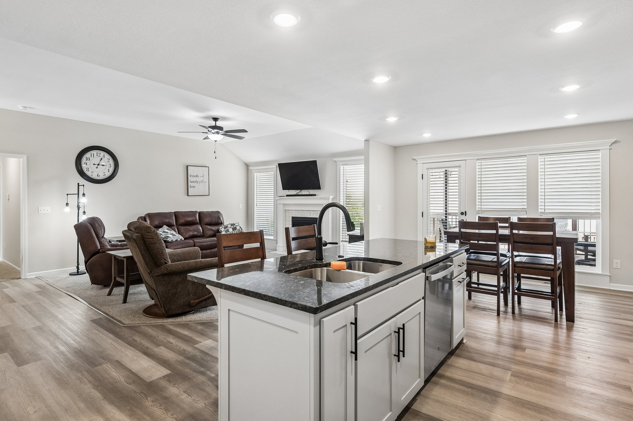 8883 - 8912 NE 118th Ct_012.jpg
