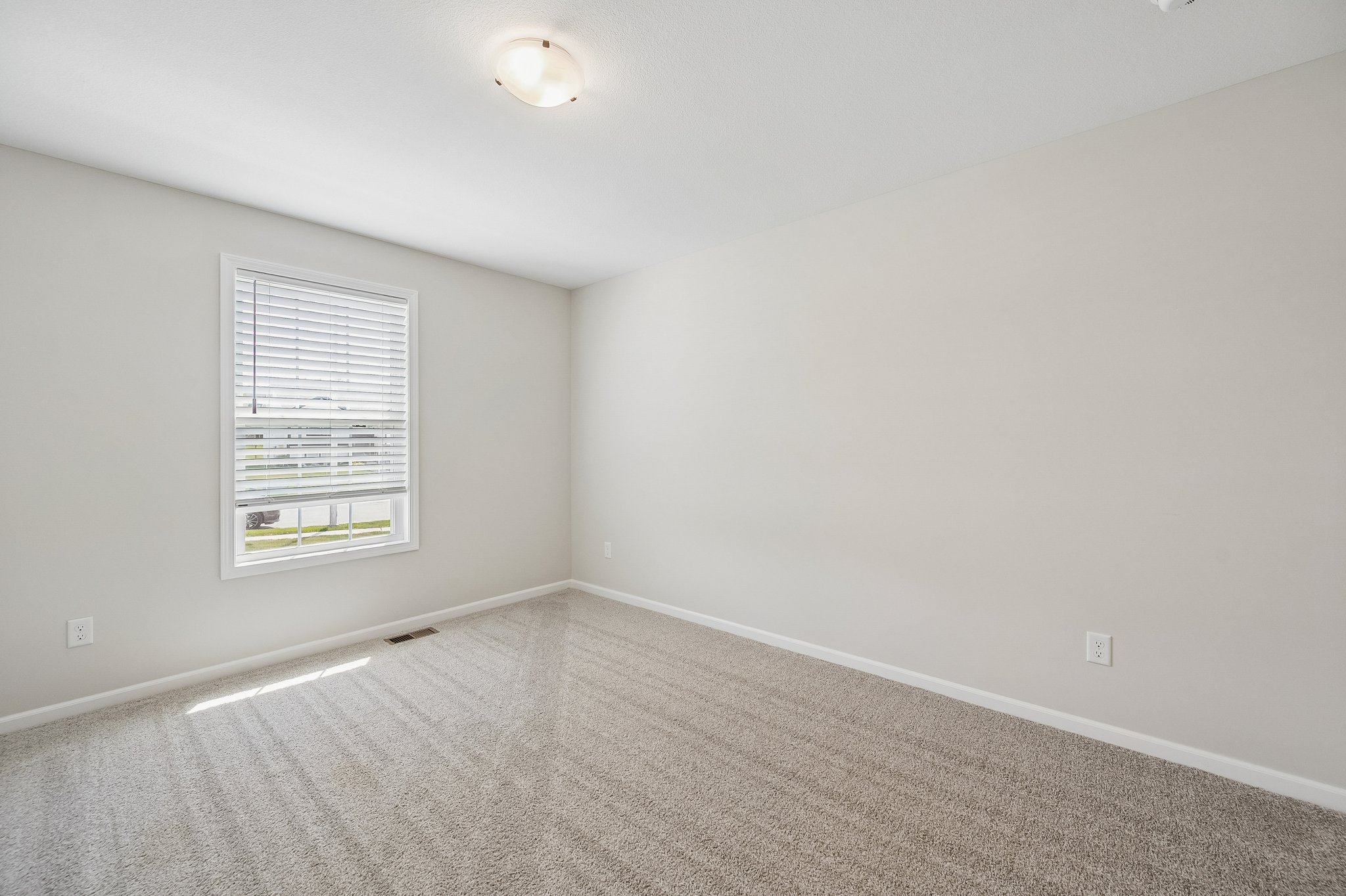 8883 - 8912 NE 118th Ct_018.jpg