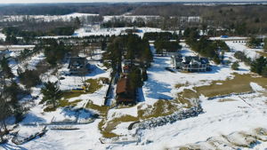 8915 Lakeshore Rd, Lexington, MI 48450, USA Photo 9