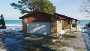 8915 Lakeshore Rd, Lexington, MI 48450, USA Photo 23