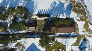8915 Lakeshore Rd, Lexington, MI 48450, USA Photo 3