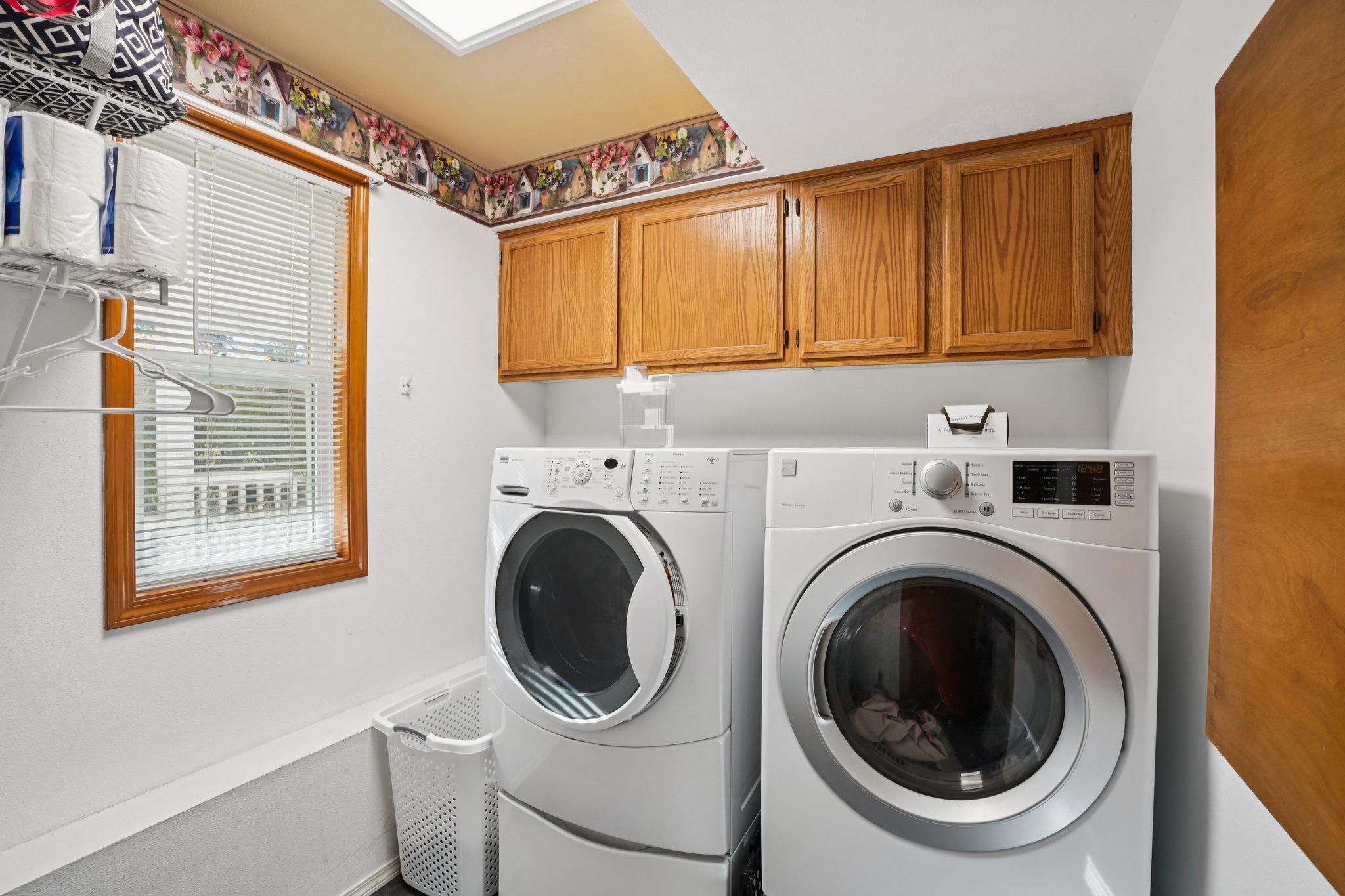 NE 28th Pl-S1610-024.jpg