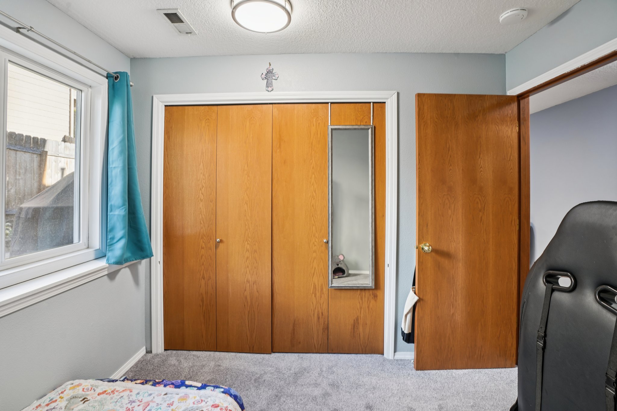 NE 28th Pl-S1610-026.jpg