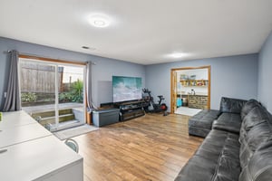 NE 28th Pl-S1610-027.jpg