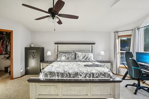 NE 28th Pl-S1610-041.jpg