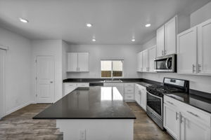 8918 Wolf Moon Dr_22