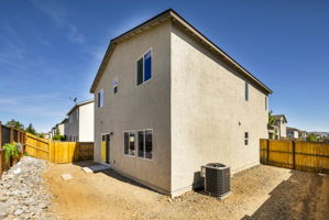 8918 Wolf Moon Dr_5