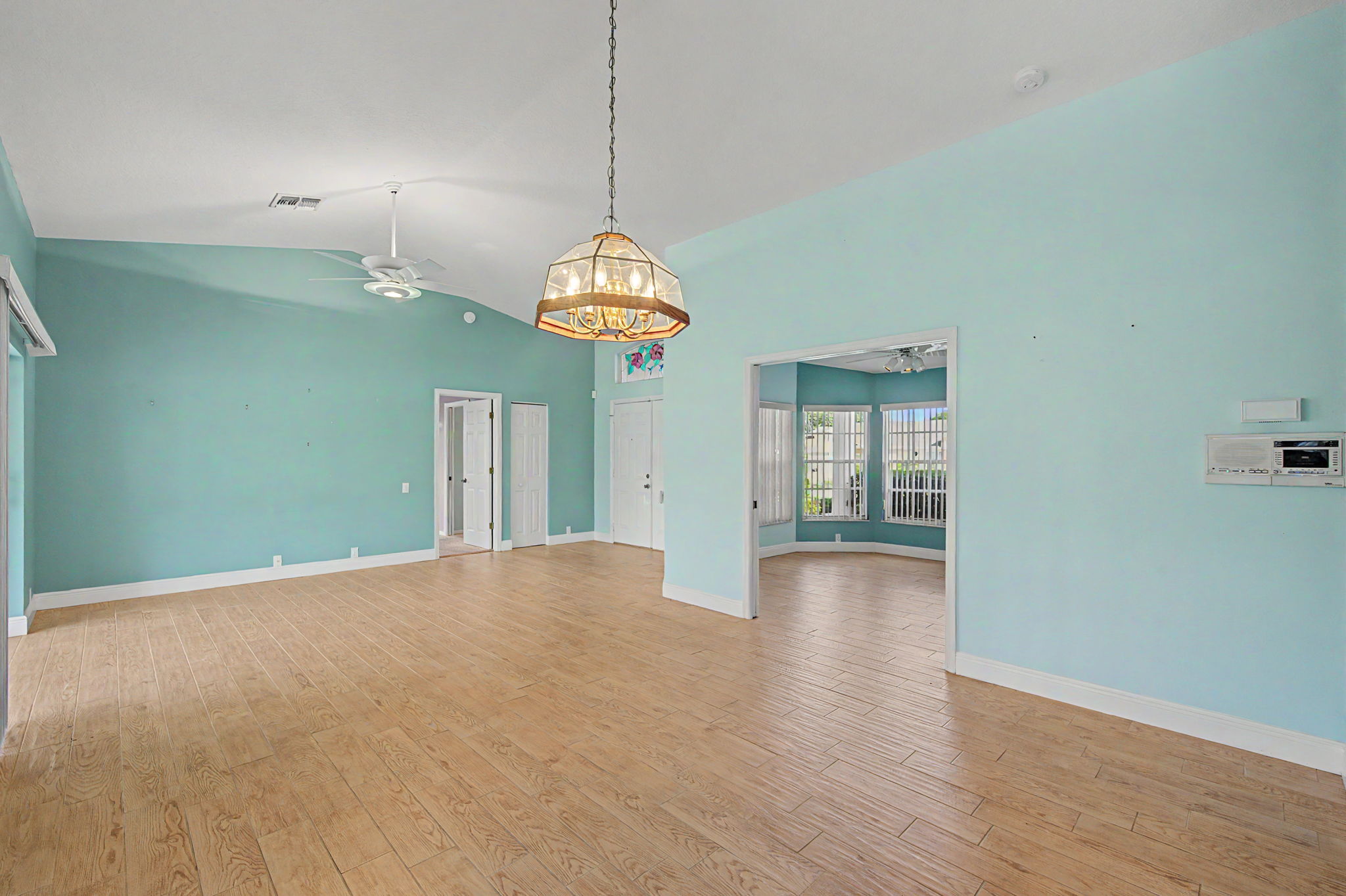 Dining Room2a