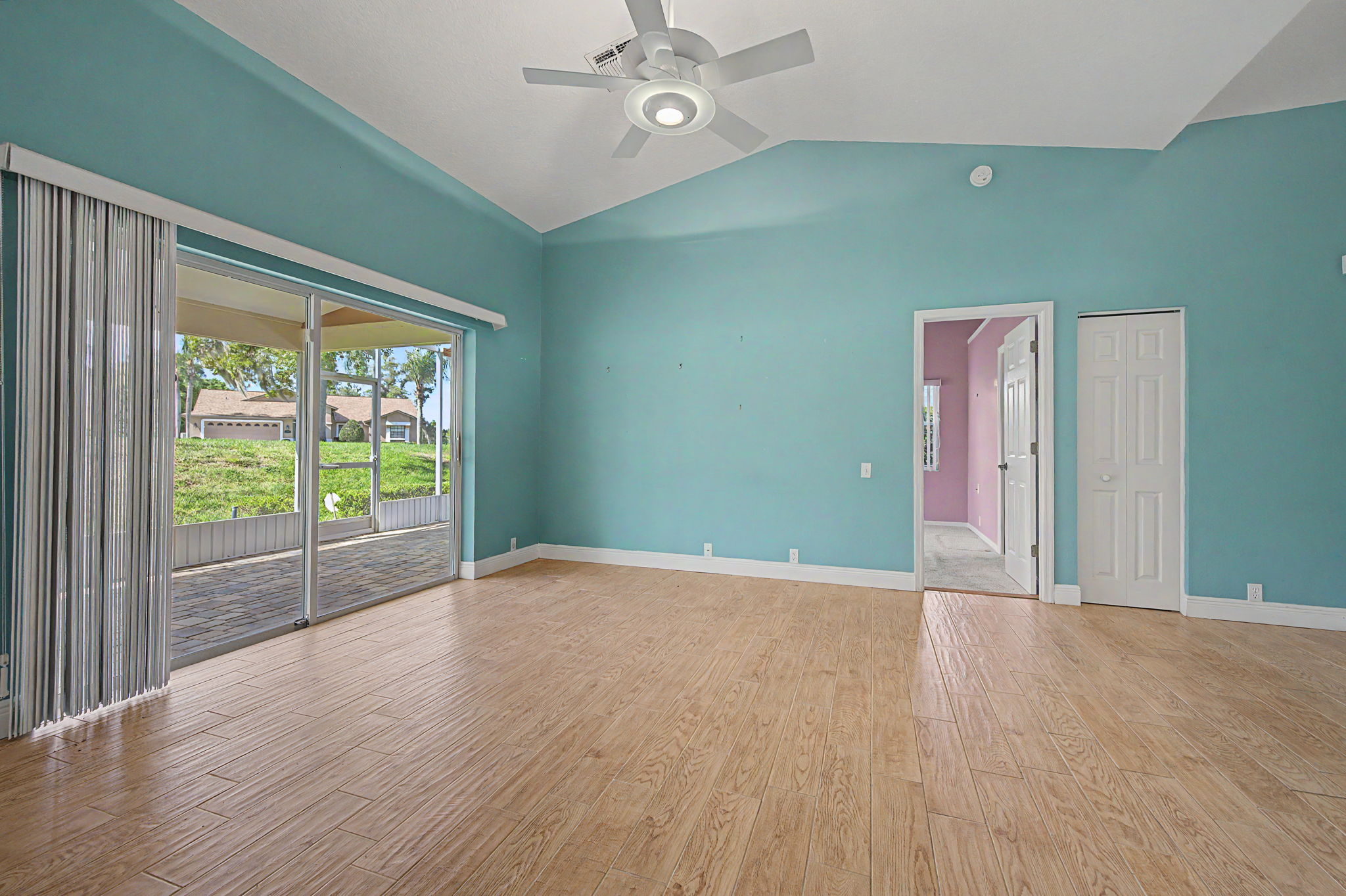 Living Room1a