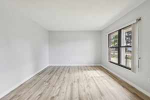 Hampton Dr-S2610-011.jpg