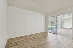 Hampton Dr-S2610-026.jpg