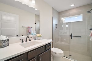  Photo 31