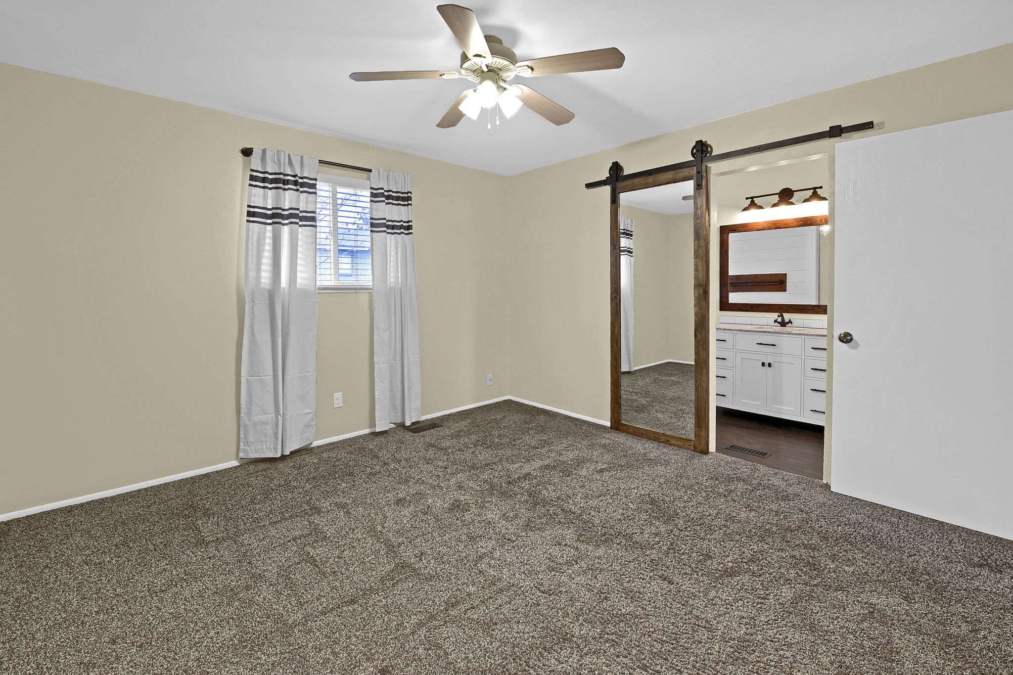  892 N 400 W St, Pleasant Grove, UT 84062, US Photo 12