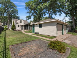  892 N Howell St, Saint Paul, MN 55104, US Photo 24