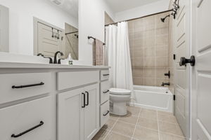  Photo 46