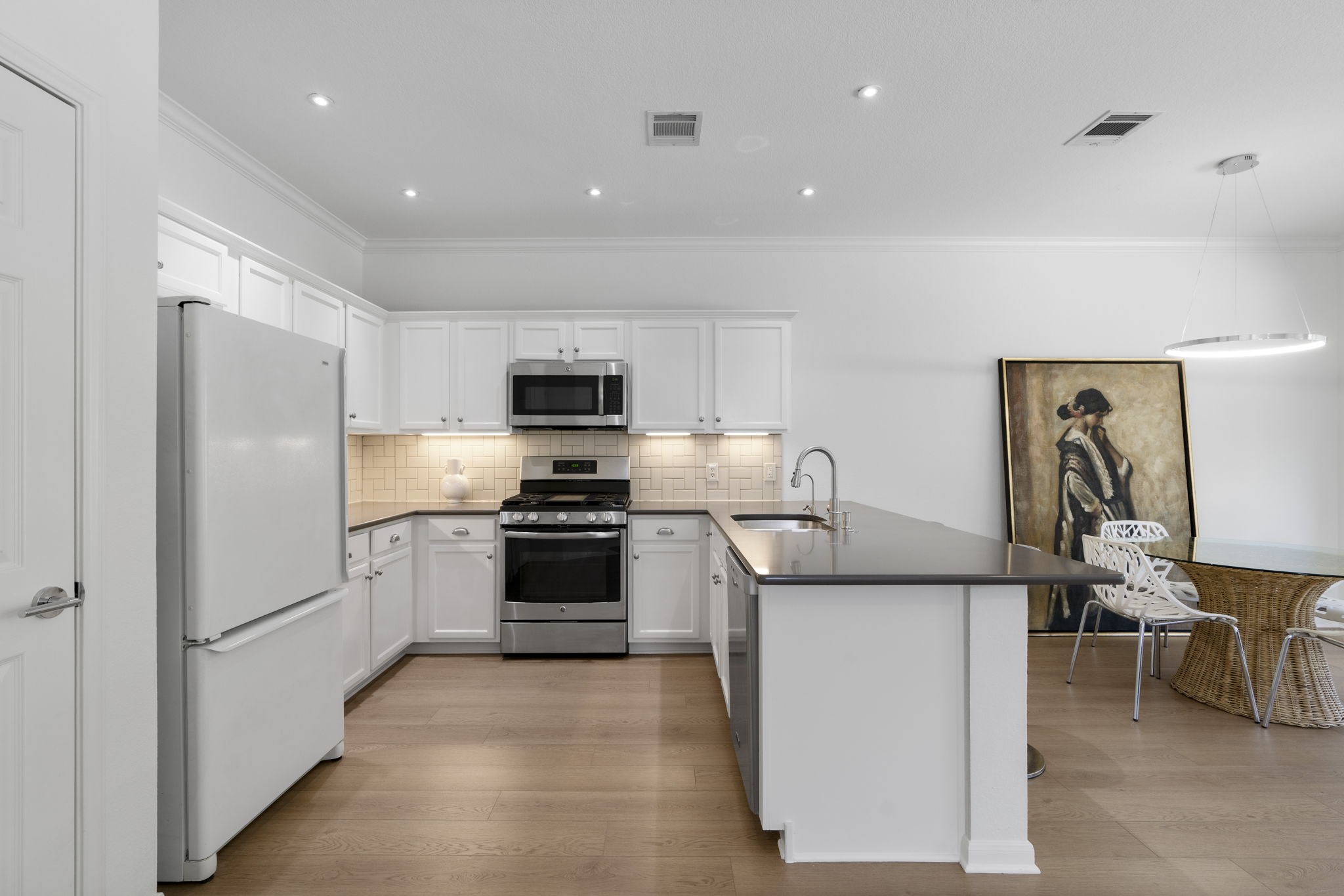 High end  Quart Countertops and custom backsplash