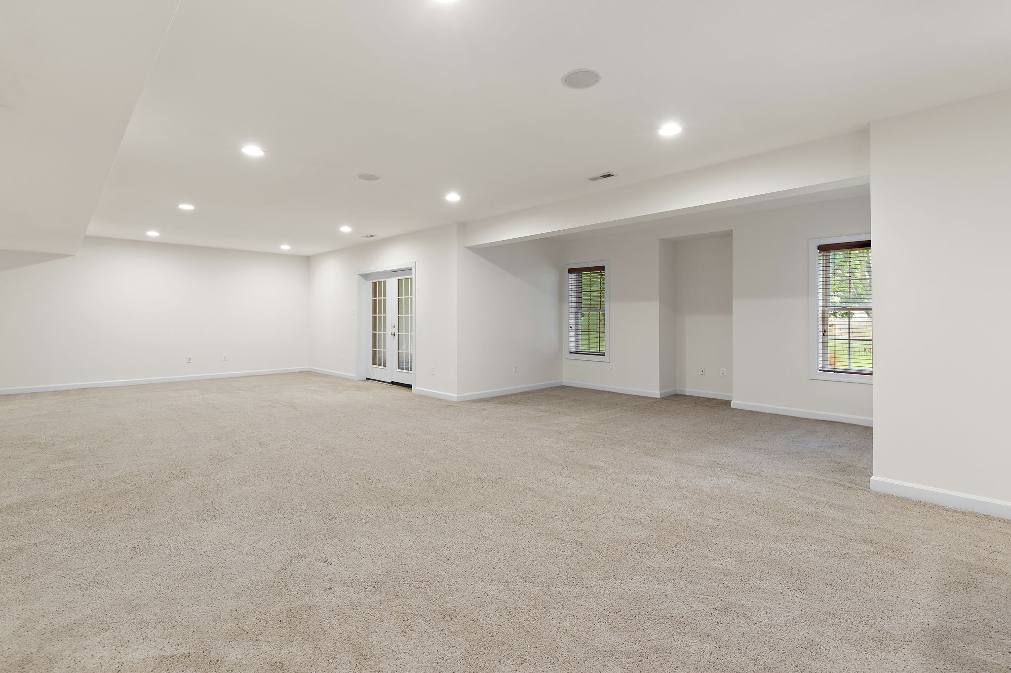  Photo 51