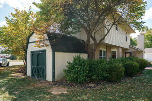  Photo 42