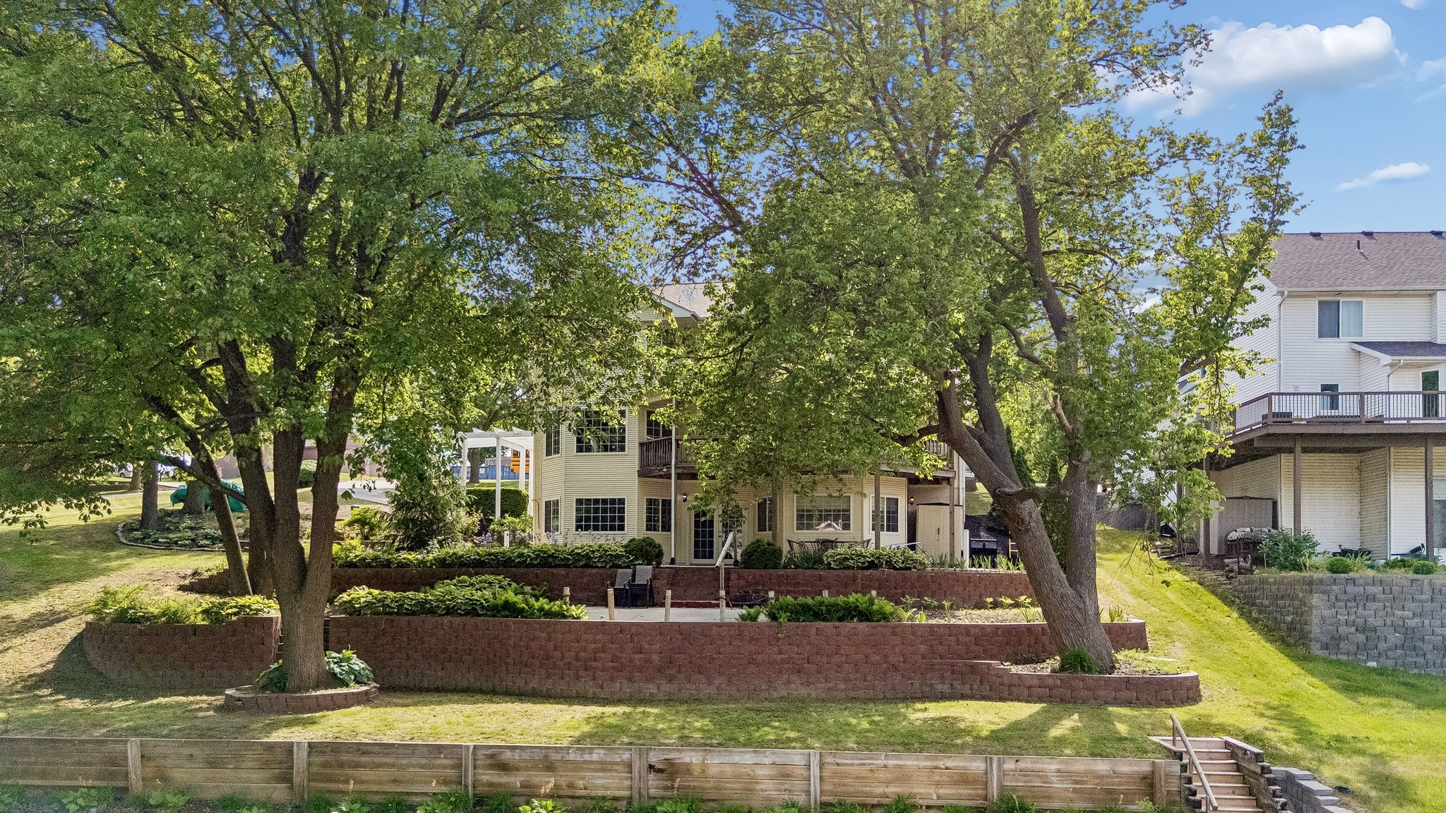8878 - 8932 Cass Cir_007.jpg