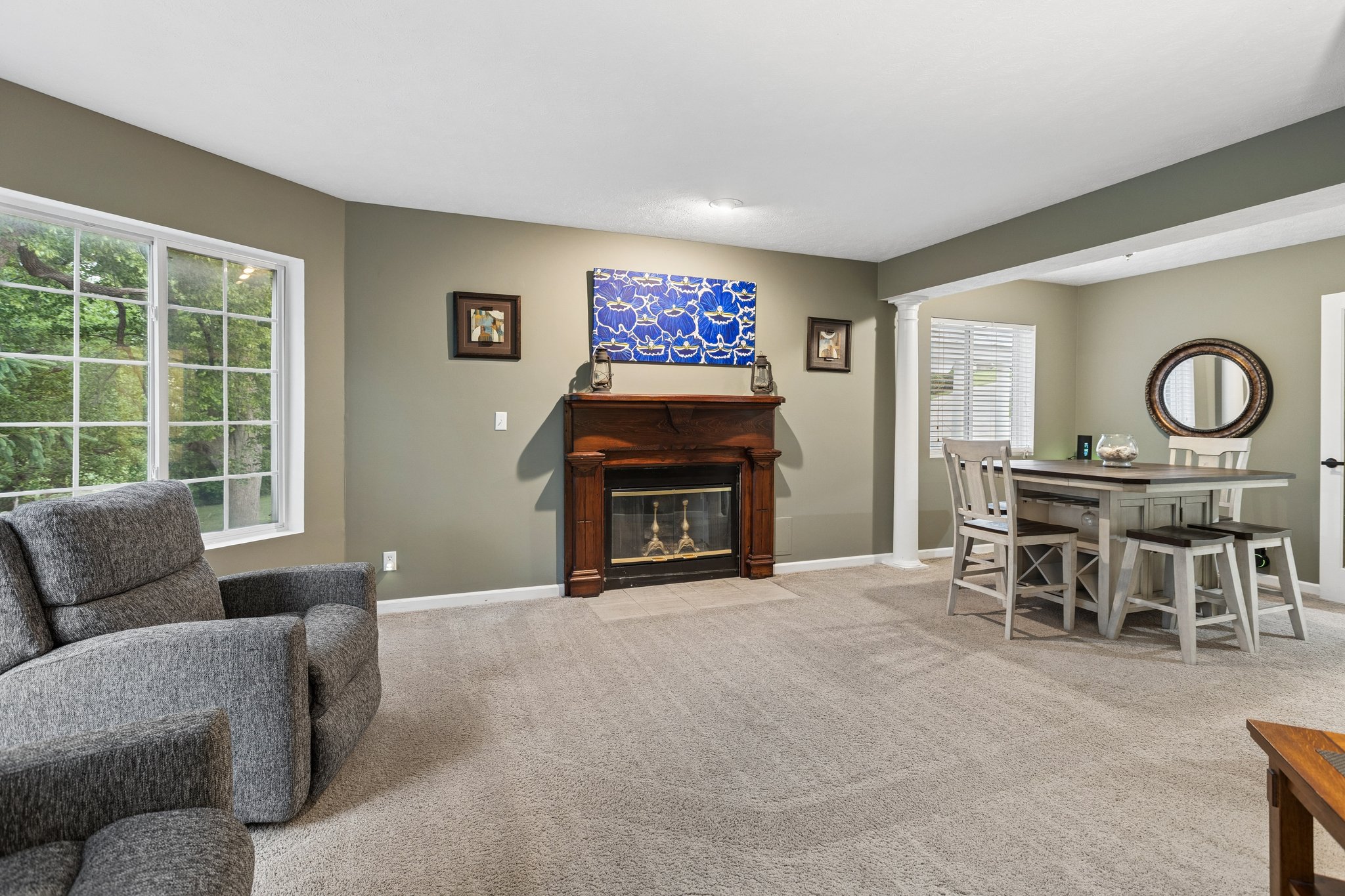 8878 - 8932 Cass Cir_007 (2).jpg