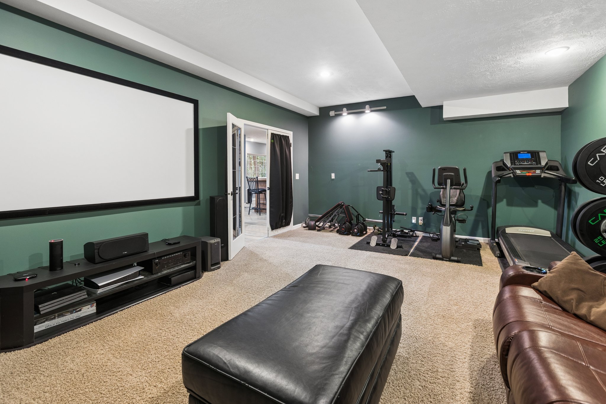 8878 - 8932 Cass Cir_030.jpg