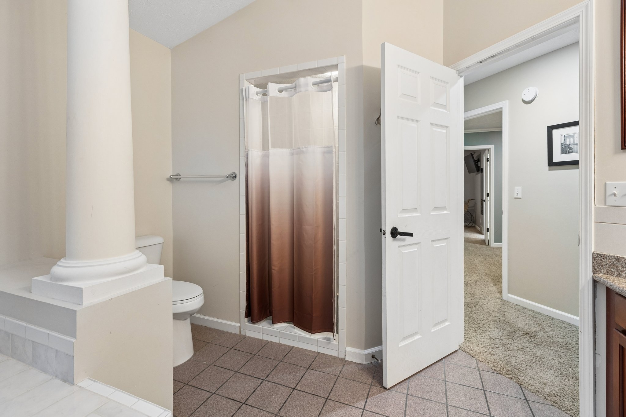 8878 - 8932 Cass Cir_034.jpg