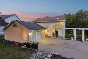8878 - 8932 Cass Cir_003 (2).jpg