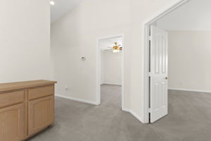  Photo 31