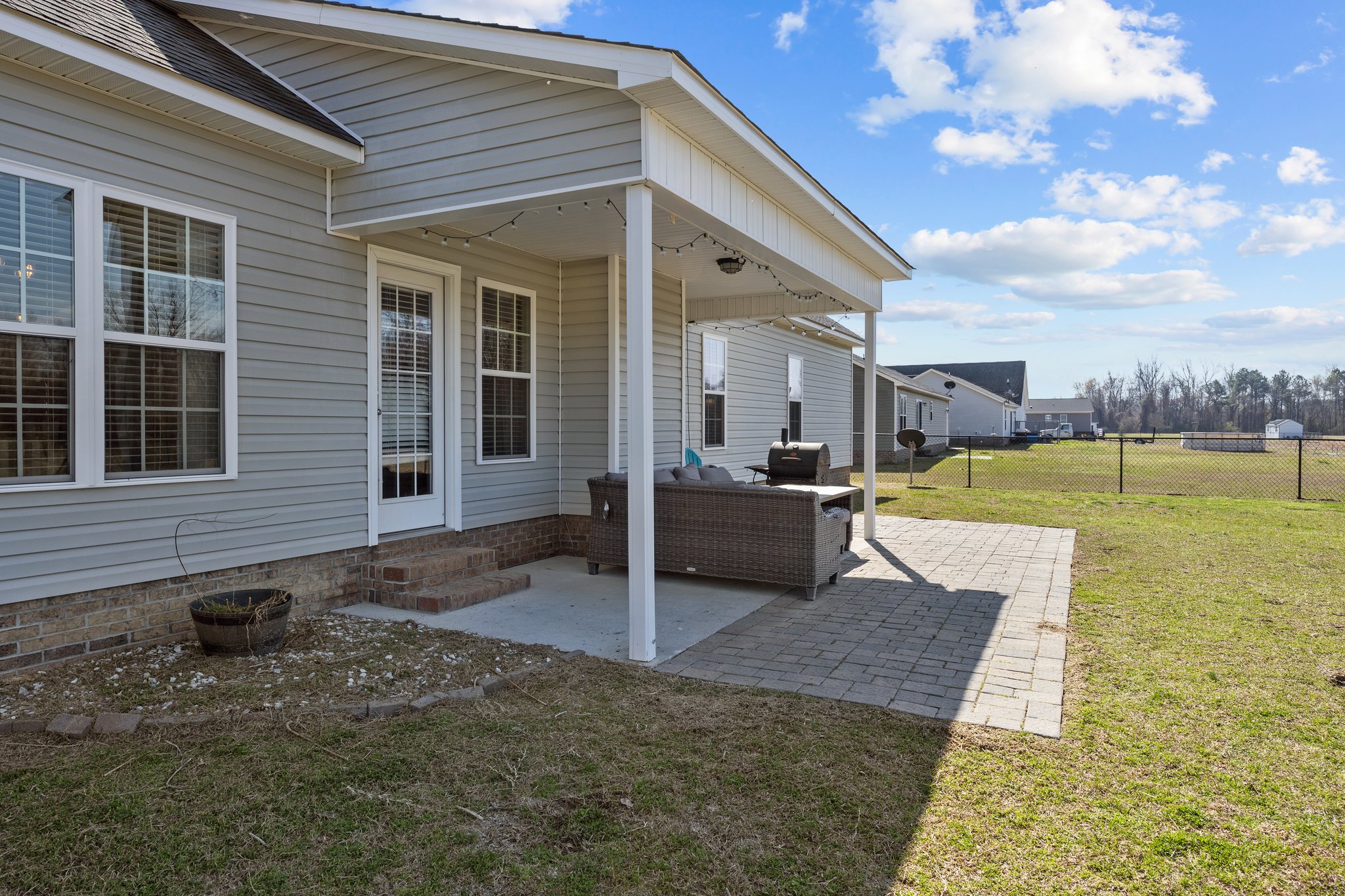 894 Jacksontown Rd, Grifton, NC 28530