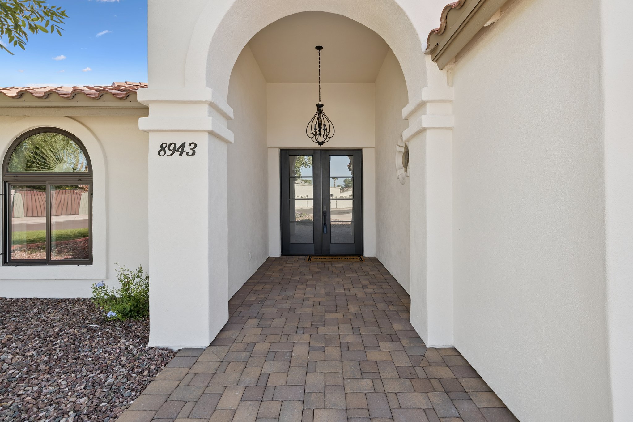 8943 N 80th Pl - 002 (3).jpg