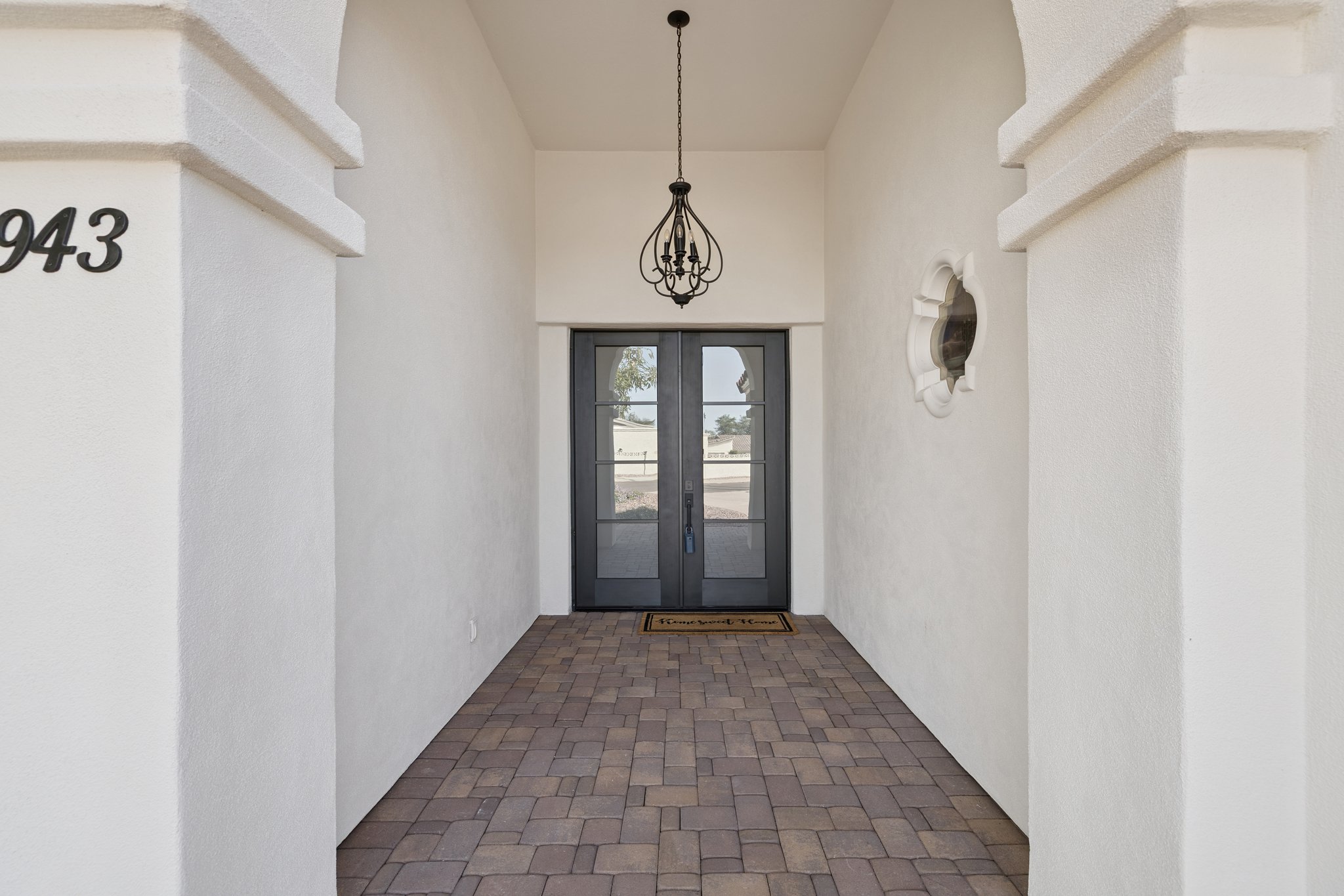 8943 N 80th Pl - 003 (3).jpg