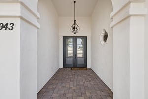 8943 N 80th Pl - 003 (3).jpg