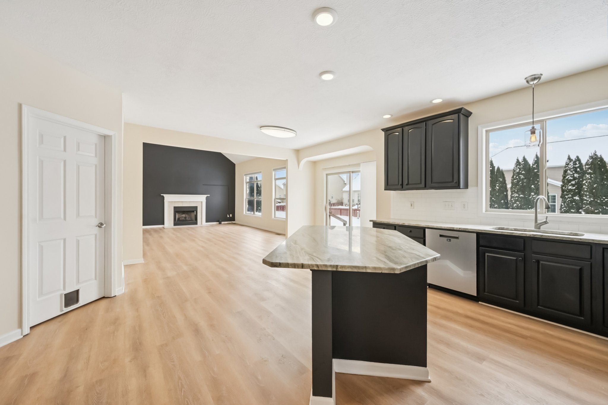 Hickory View St-S3001-032.jpg