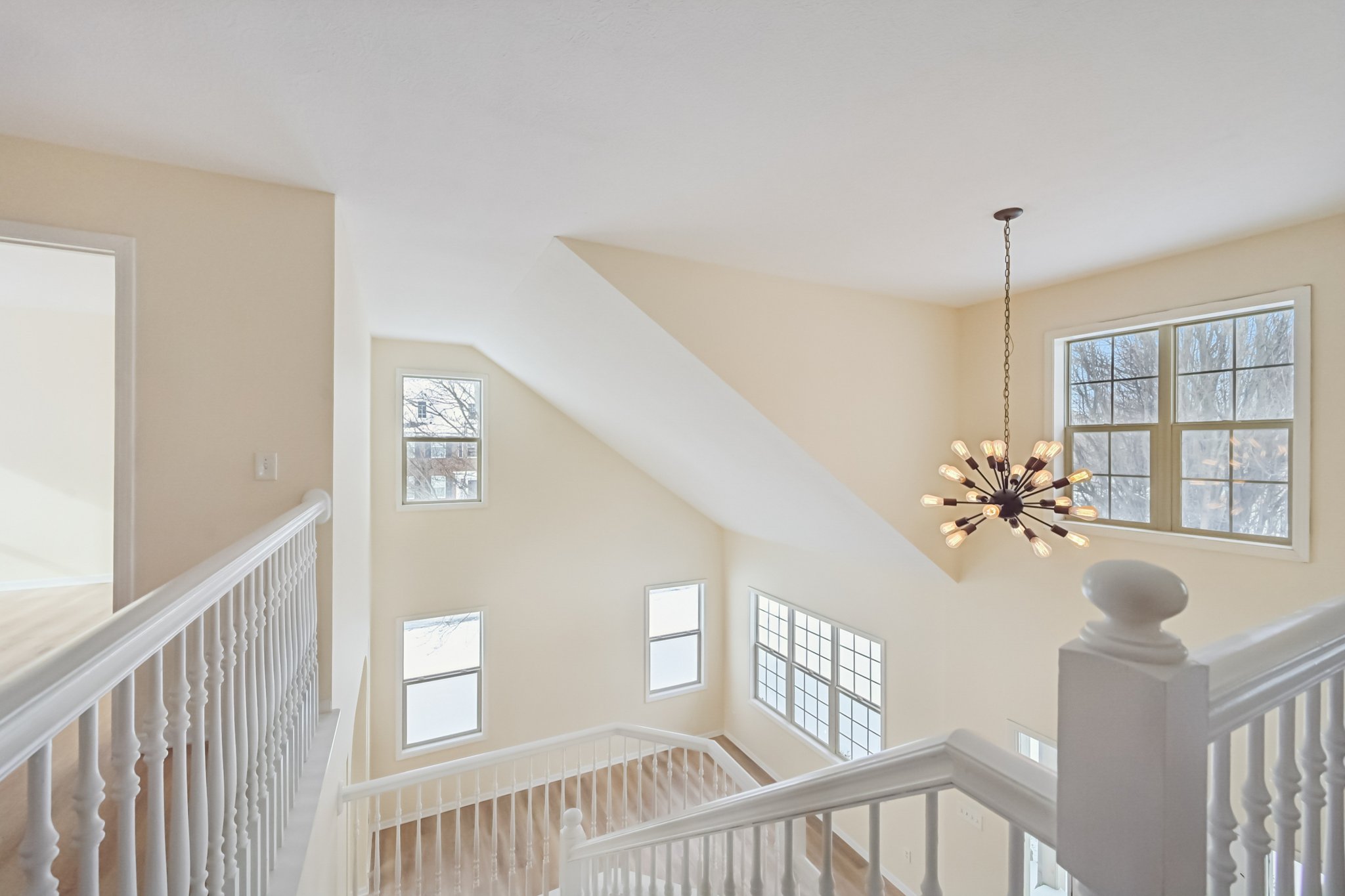 Hickory View St-S3001-043.jpg